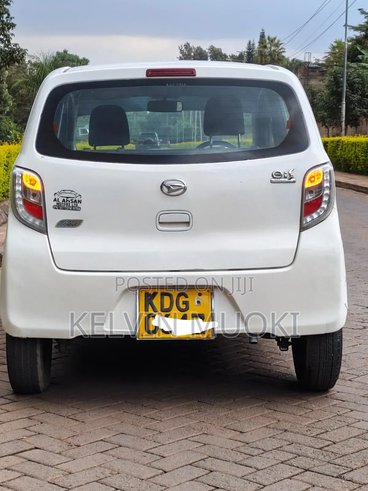 Daihatsu Mira 2015 White