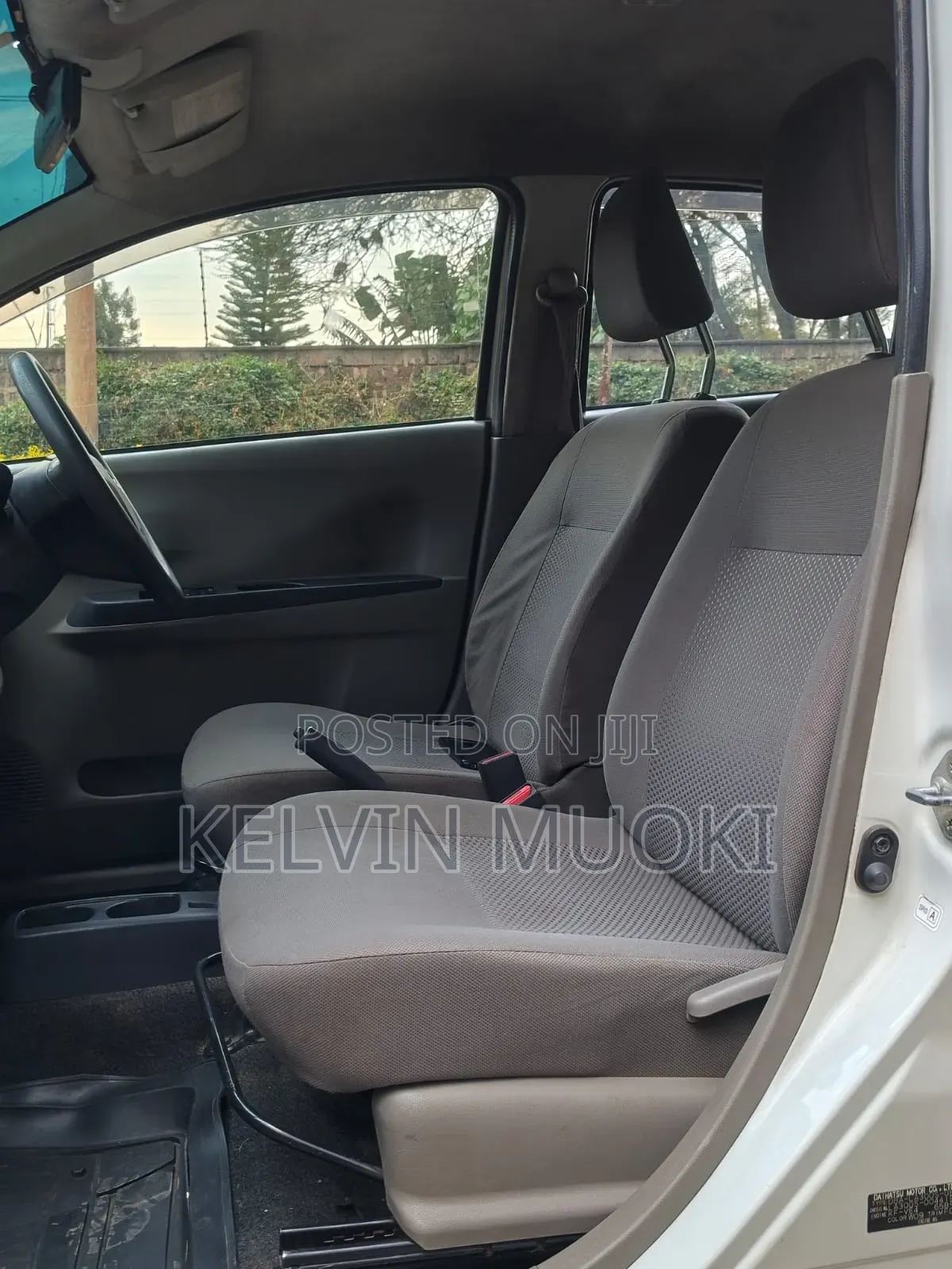 Daihatsu Mira 2015 White