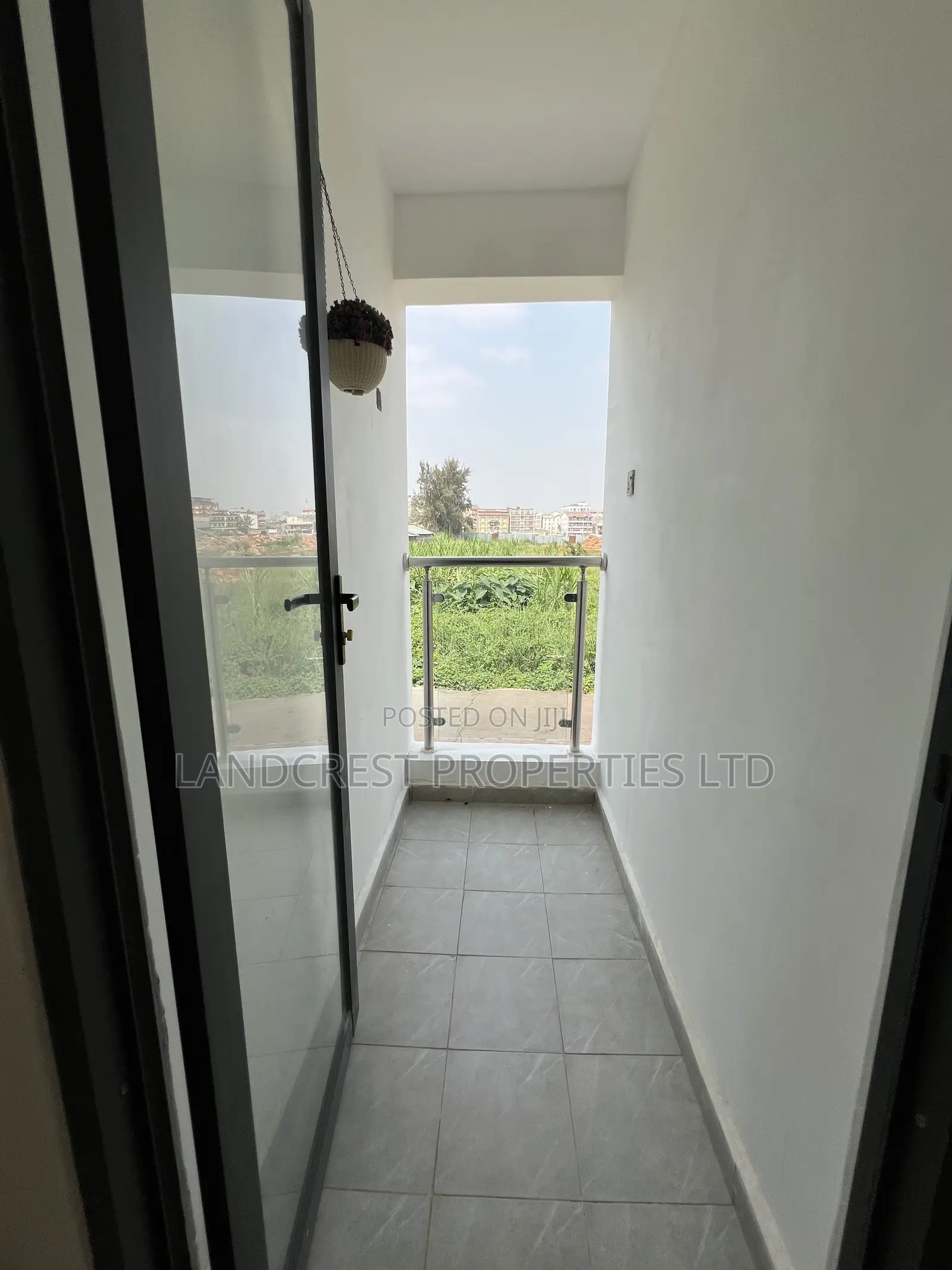 1bdrm Apartment in Roysambu for sale