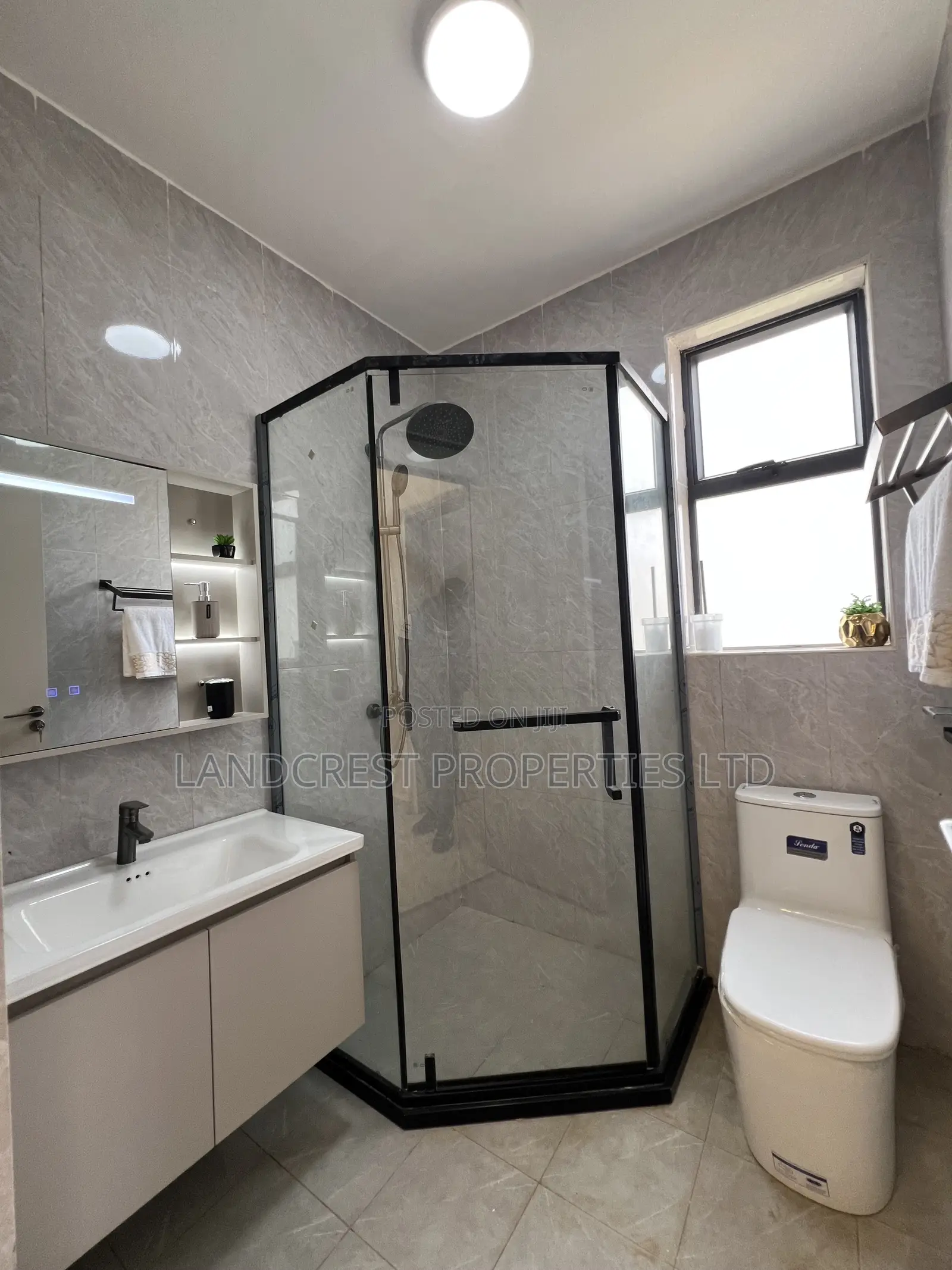 1bdrm Apartment in Roysambu for sale