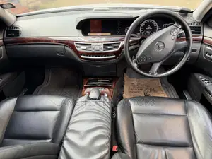 Mercedes-Benz S-Class 2011 Silver