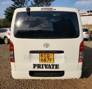 Toyota HiAce 2012 White