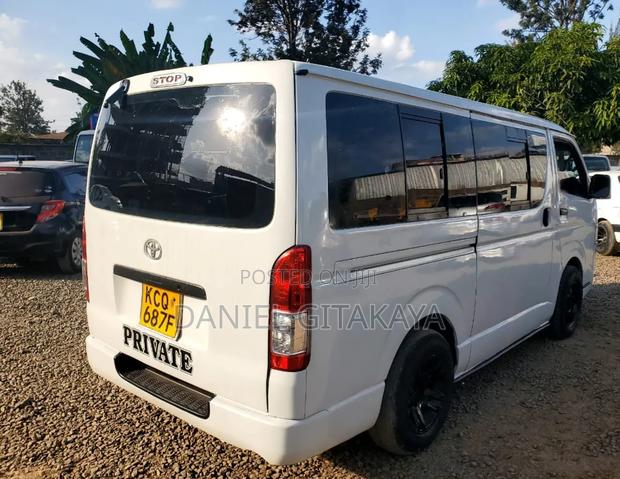 Toyota HiAce 2012 White - thumbnail 5