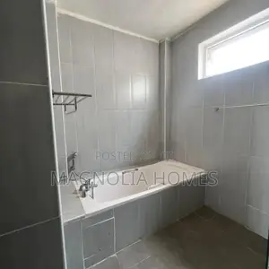 3bdrm Apartment in Valley Arcade for rent
