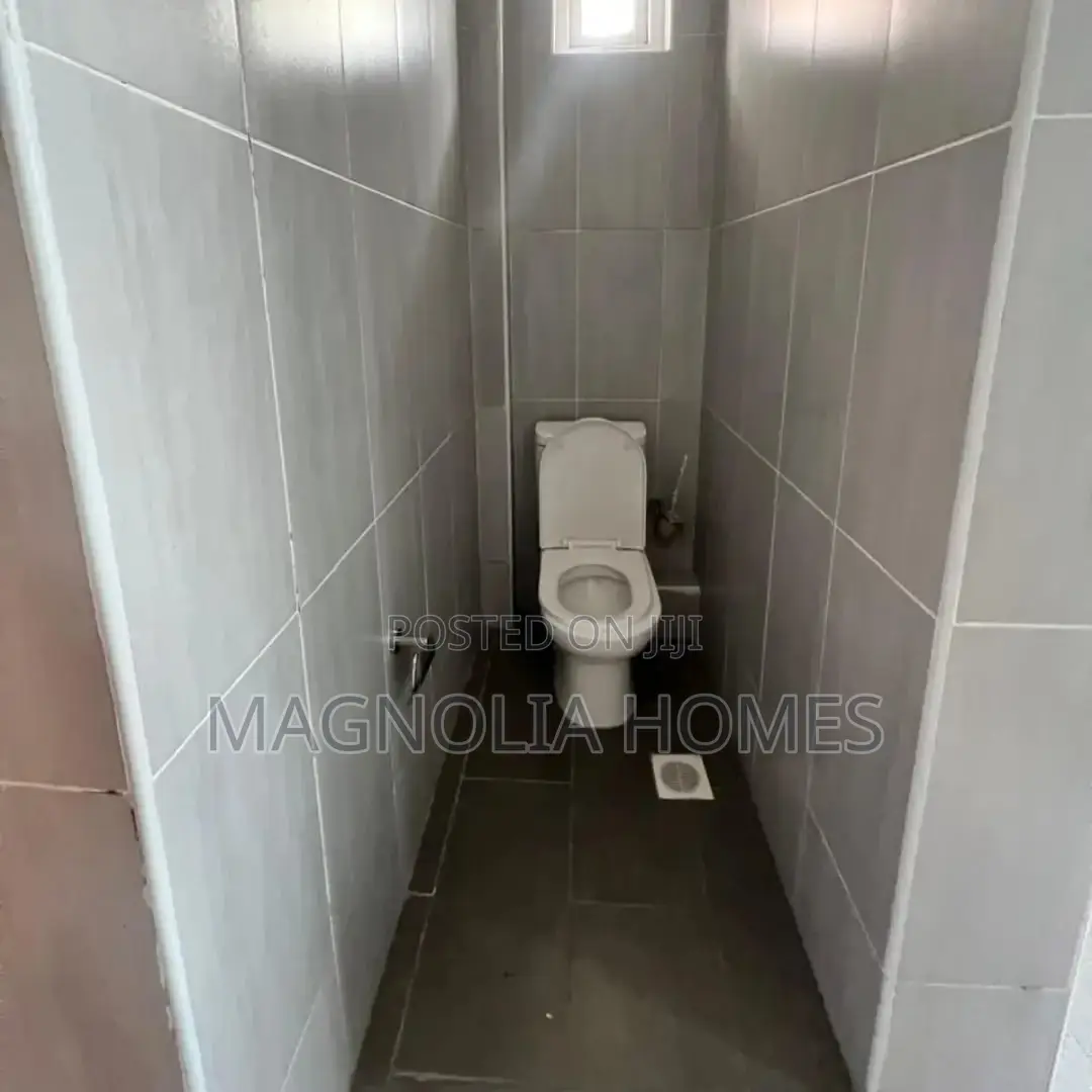 3bdrm Apartment in Valley Arcade for rent
