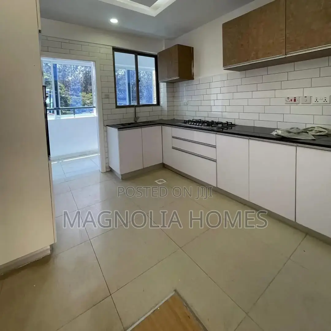 3bdrm Apartment in Valley Arcade for rent