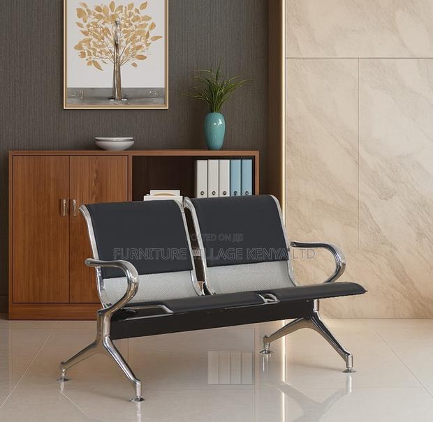 Contemporary Two-Seater Link Reception Bench - thumbnail 5