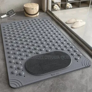*Non-Slip Shower Mat