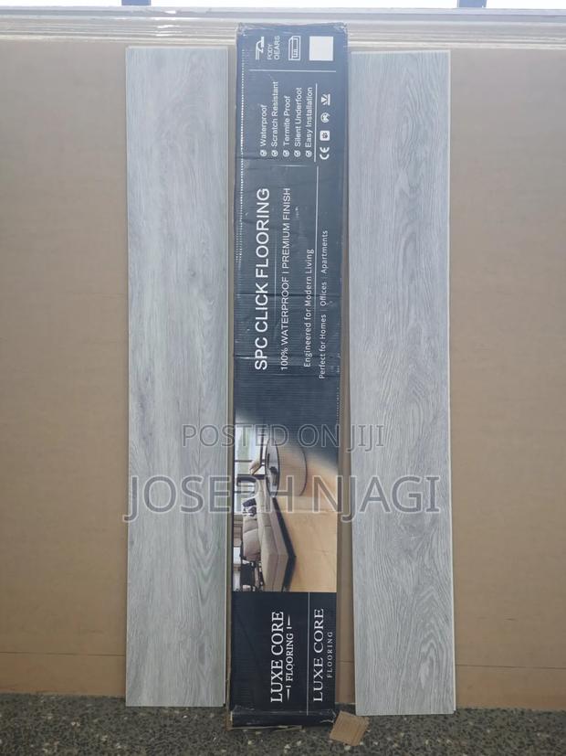 SPC Flooring Wood Grain in Stock