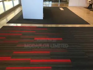 Plain Commercial Carpet Tiles Premium High Traffic Flooring