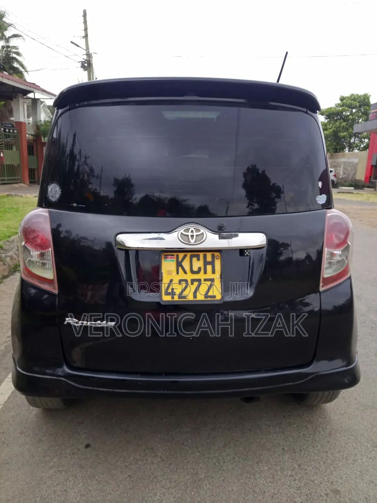 Toyota Ractis 2009 Black