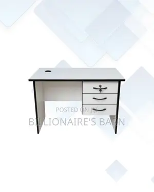 Compact 0.9m Wooden Desk for Focused Home Office Work