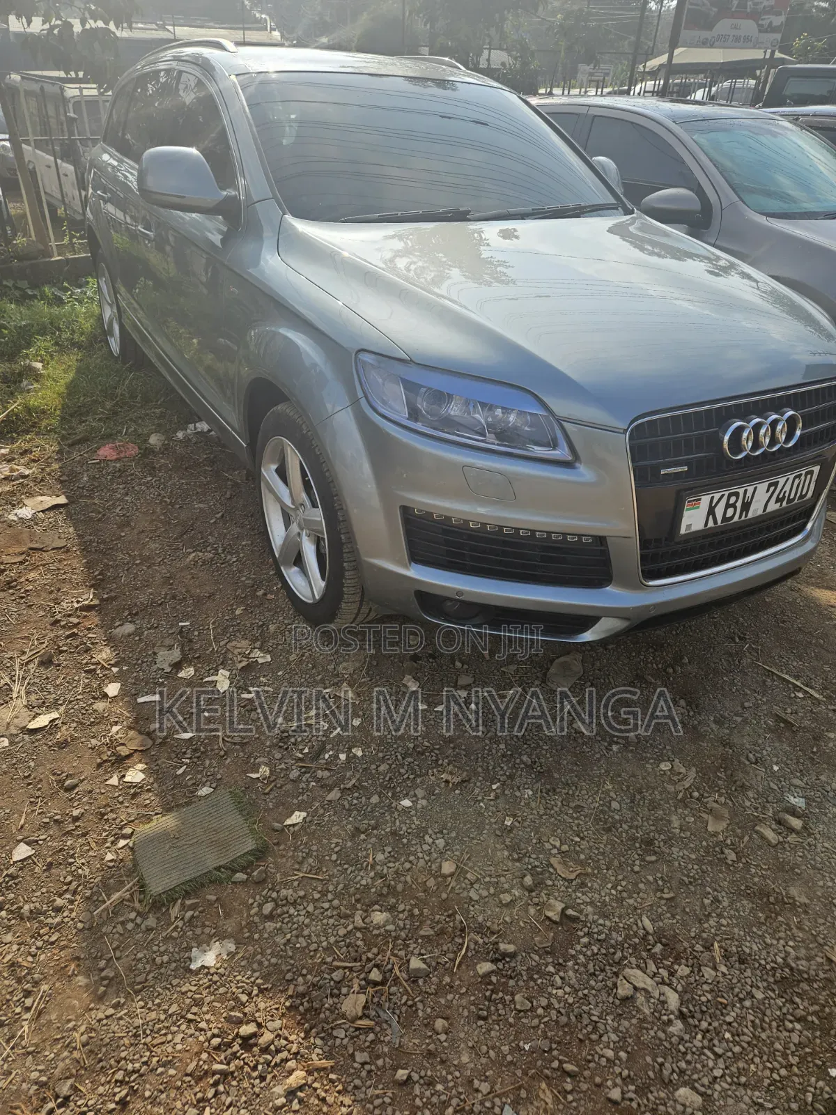 Audi Q7 2011 Gray