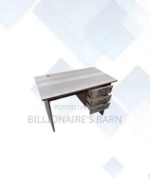 Compact 0.9m Wooden Desk for Neat Reading and Revision