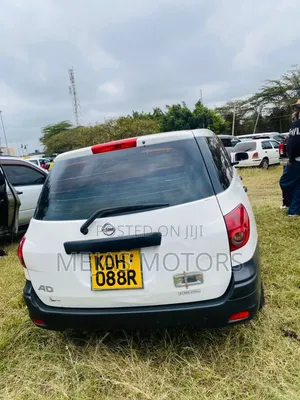 Nissan Advan 2013 White