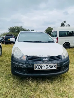 Nissan Advan 2013 White
