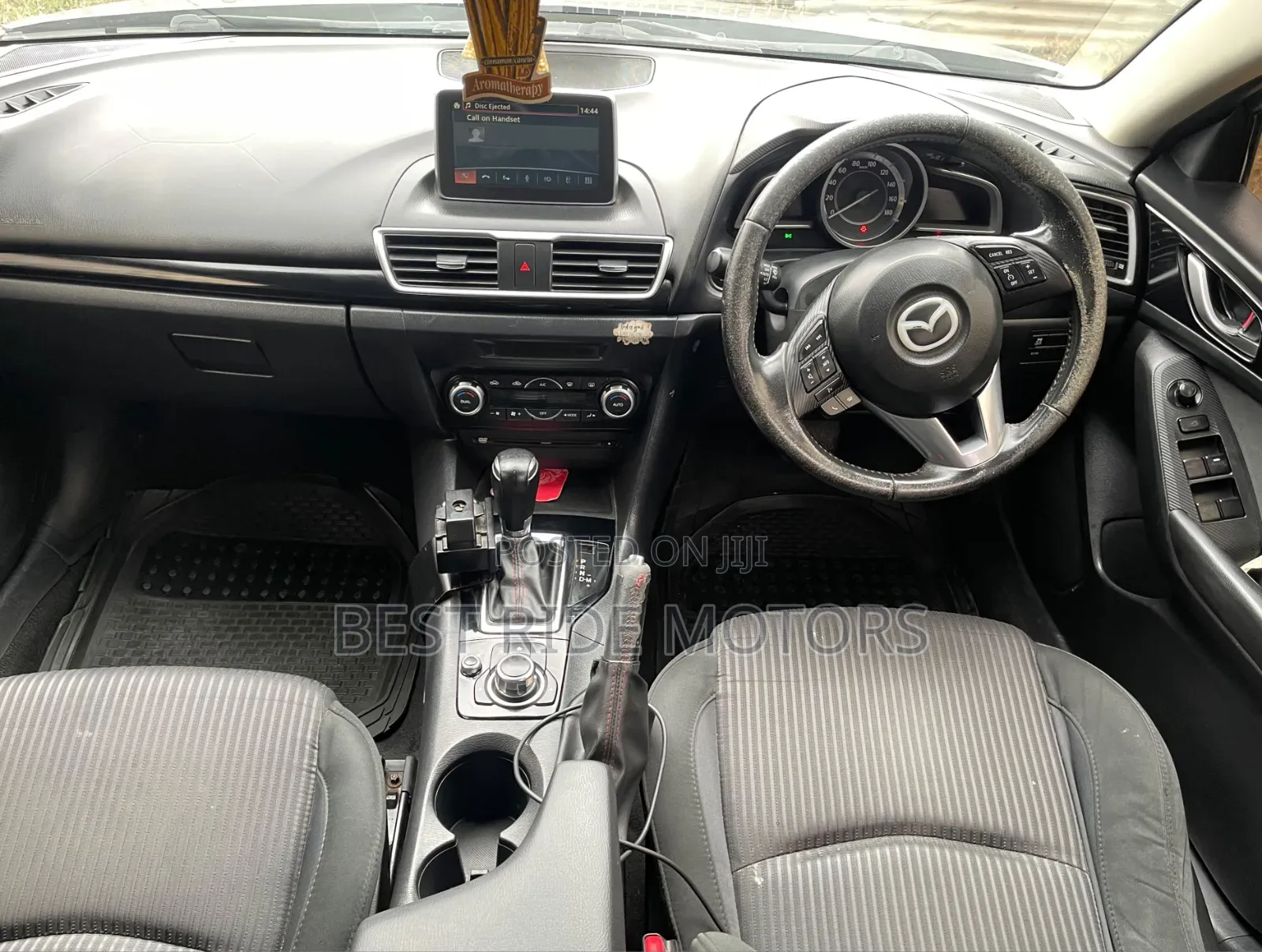 Mazda Axela SV Premium 2014 Silver