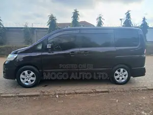 Nissan Serena 2010 Red