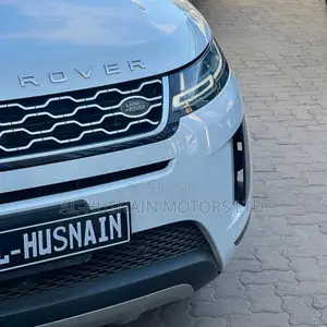 Land Rover Range Rover Evoque SE 4x4 5-Door 2019 Pearl