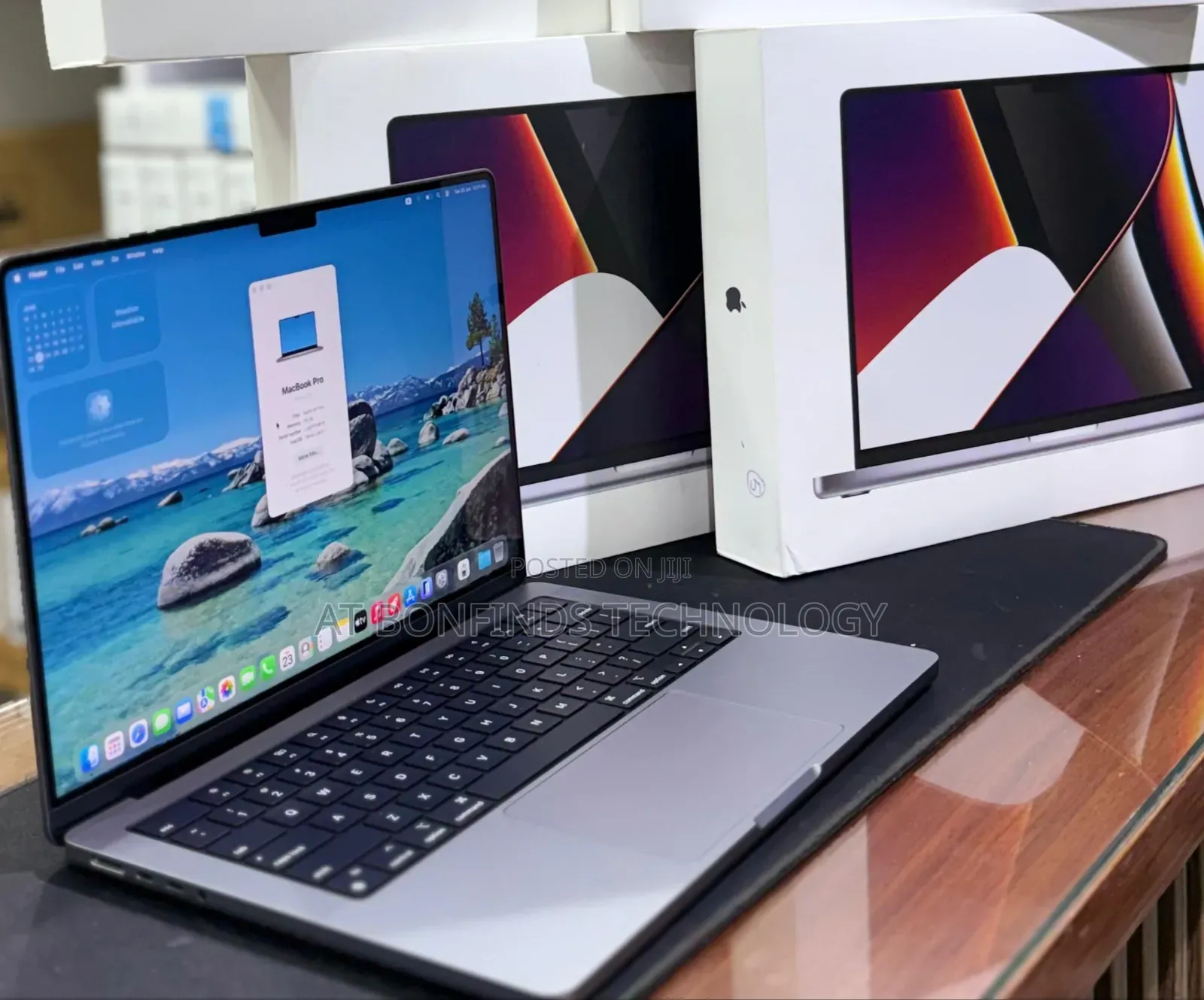 Laptop Apple MacBook Pro 2021 M1 16GB Apple M1 Pro SSD 512GB