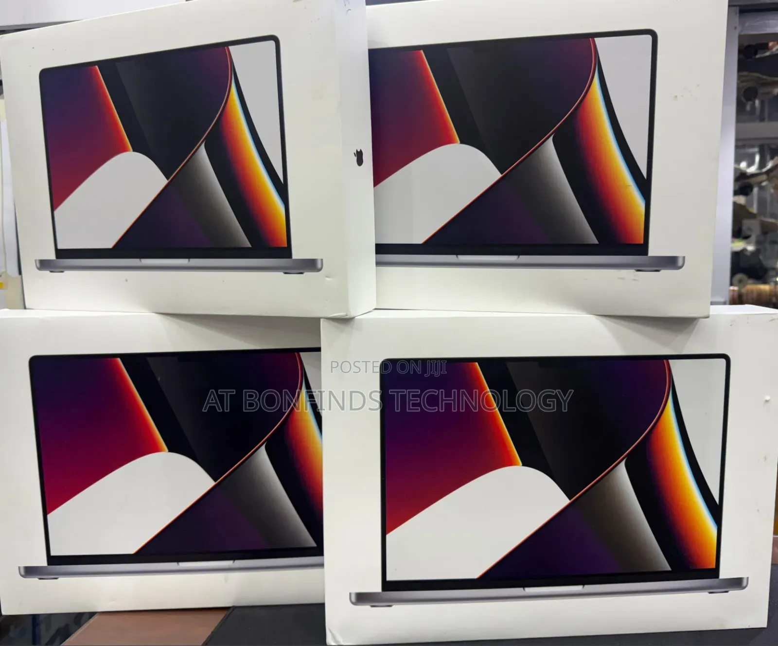 Laptop Apple MacBook Pro 2021 M1 16GB Apple M1 Pro SSD 512GB