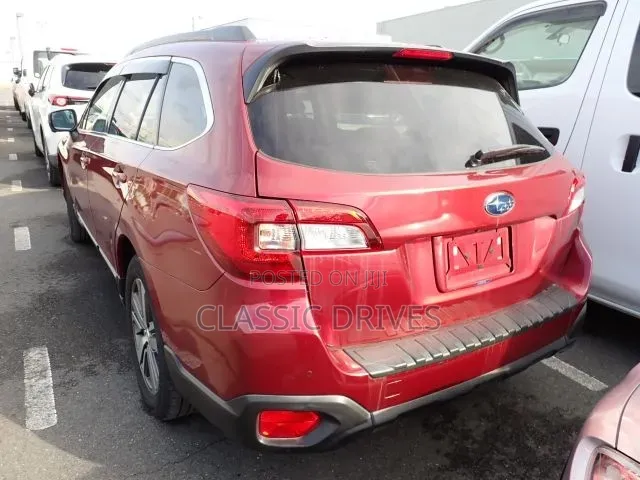 Subaru Outback 2019 Maroon