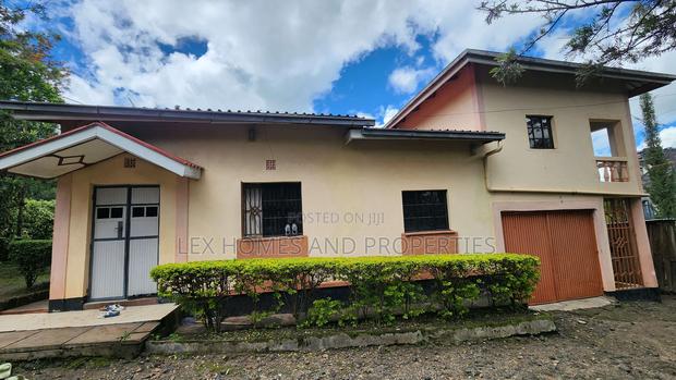 4bdrm Bungalow in Rimpa for rent - thumbnail 2