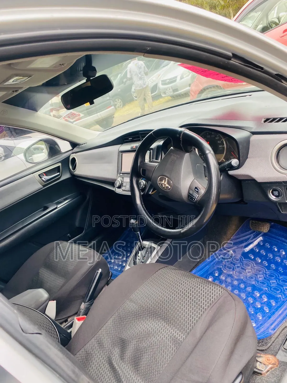 Toyota Axio 2013 Silver