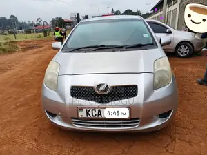 Toyota Vitz 2008 Gray