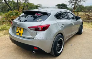 Mazda Axela SV Premium 2014 Silver