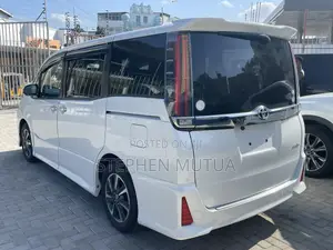 Toyota Noah 2.0 FWD (8 Seater) 2019 White