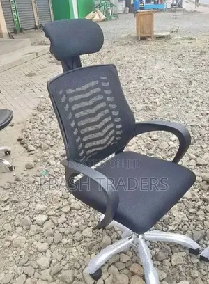 Modern Office Chair With Headrest – Durable Stylish