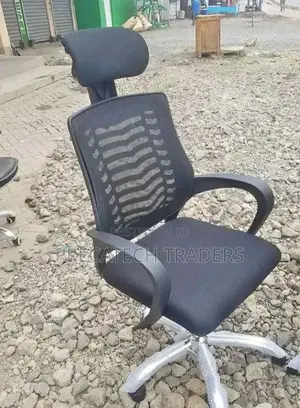 Modern Office Chair With Headrest – Durable Stylish