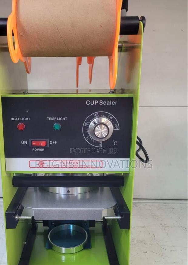 Cup Sealer Machine