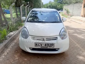 Toyota Passo 2012 White
