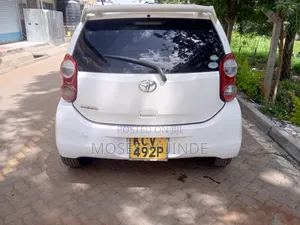 Toyota Passo 2012 White