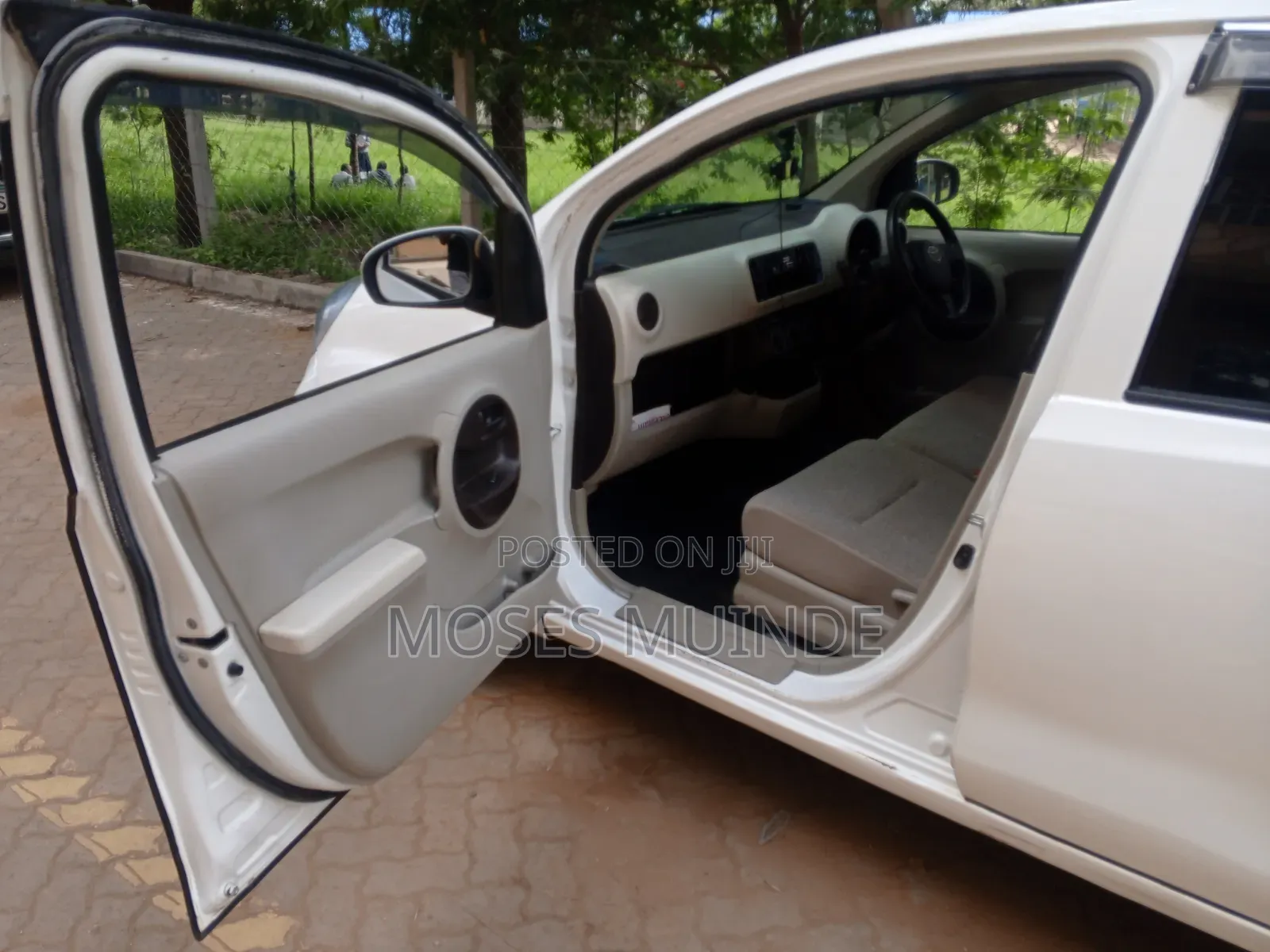 Toyota Passo 2012 White