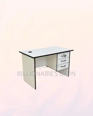 Compact 0.9m Wooden Desk for Daily Paperwork and Tasks