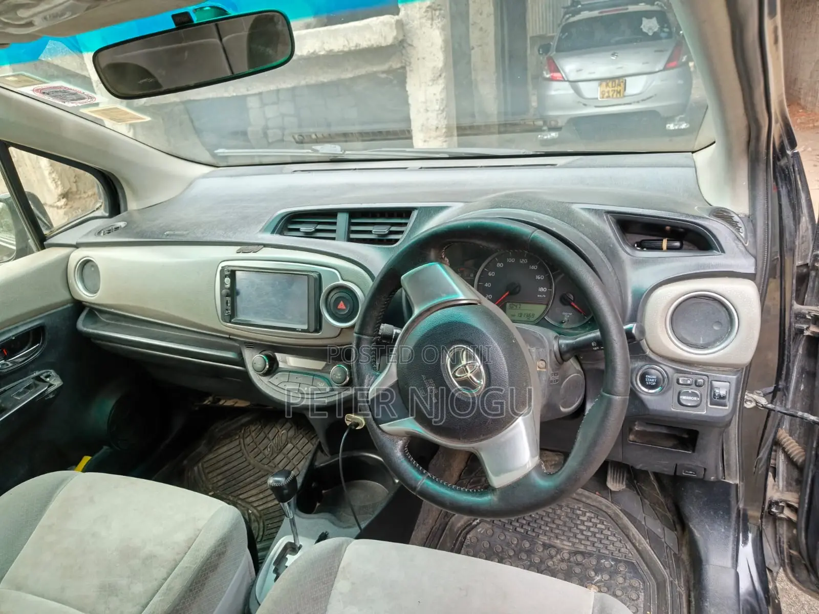 Toyota Vitz 2013 Black