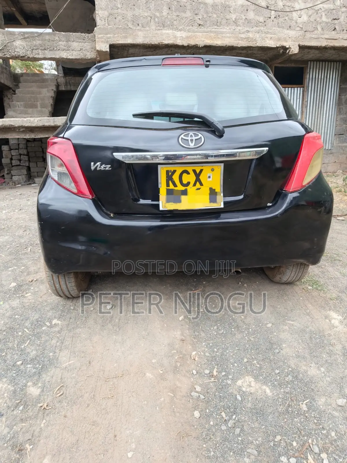 Toyota Vitz 2013 Black