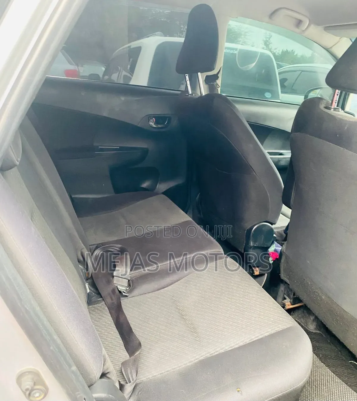 Subaru Trezia 2012 Silver