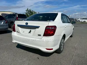 Toyota Axio 1.5 Hybrid 2WD 2020 White