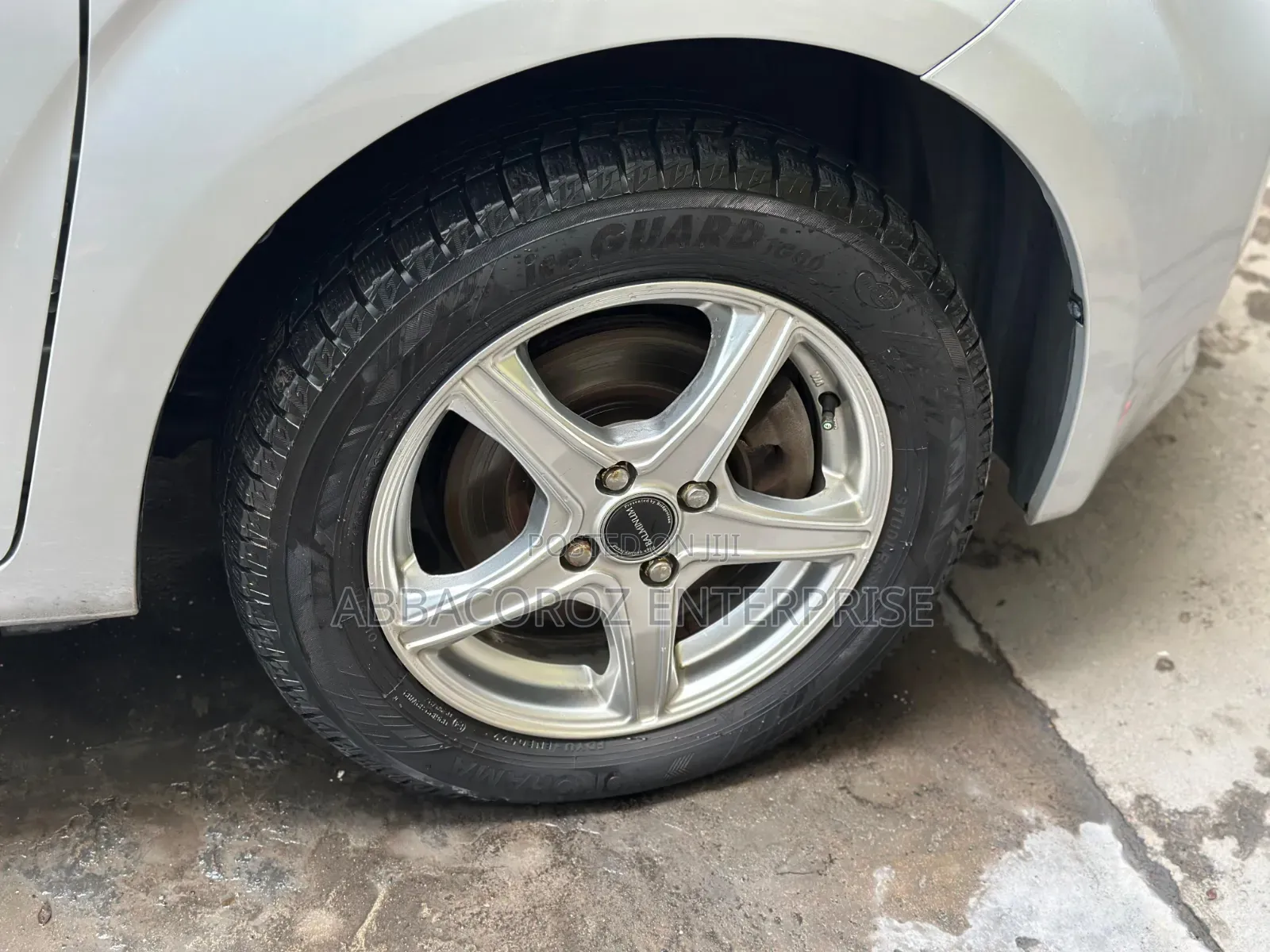 Toyota Porte 2019 Silver