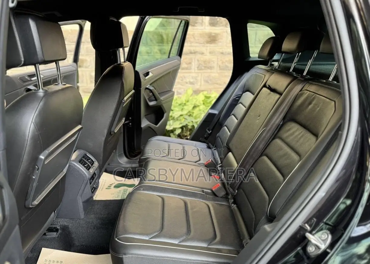 Volkswagen Tiguan 2.0T SE AWD 4MOTION 2019 Black