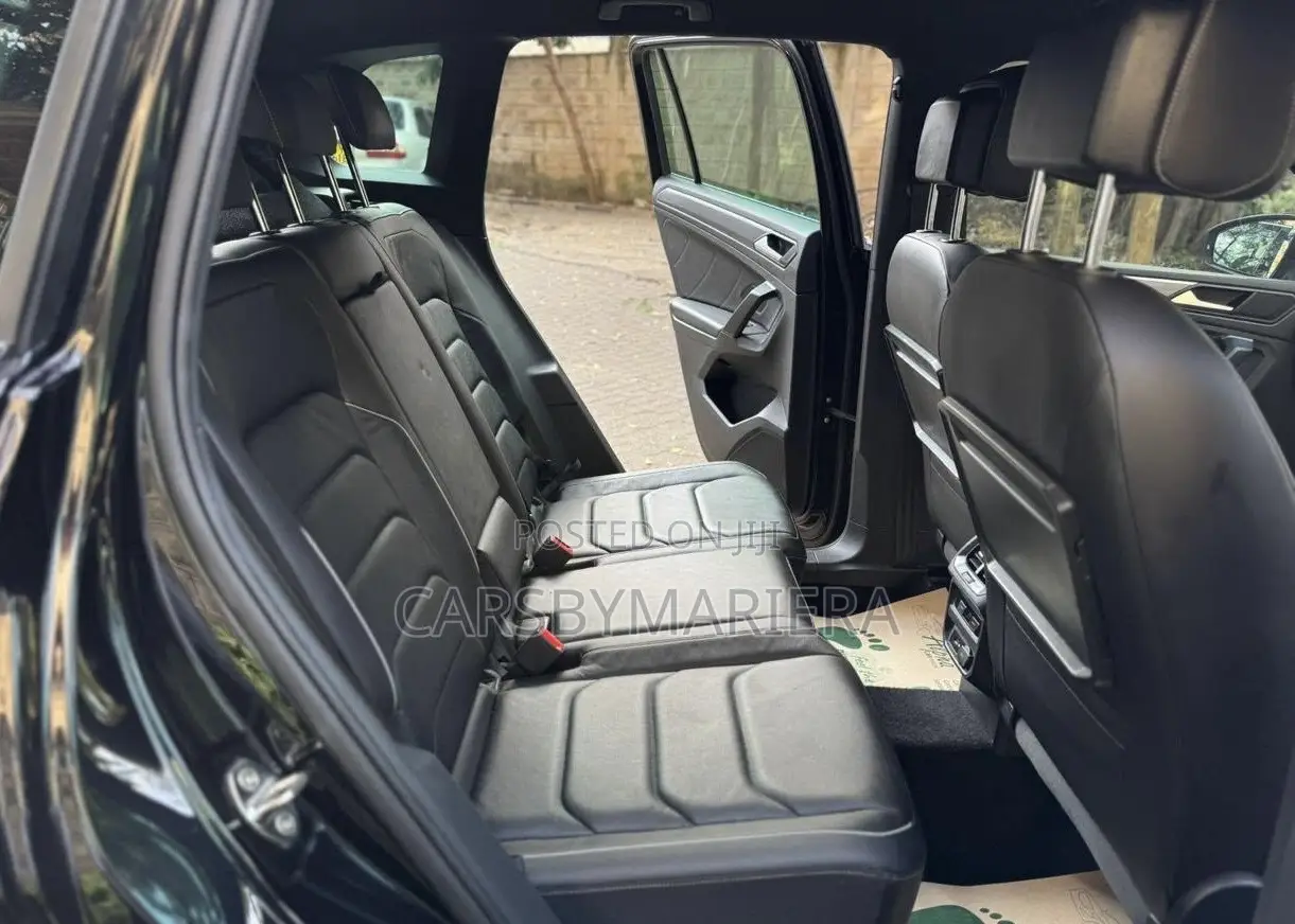 Volkswagen Tiguan 2.0T SE AWD 4MOTION 2019 Black