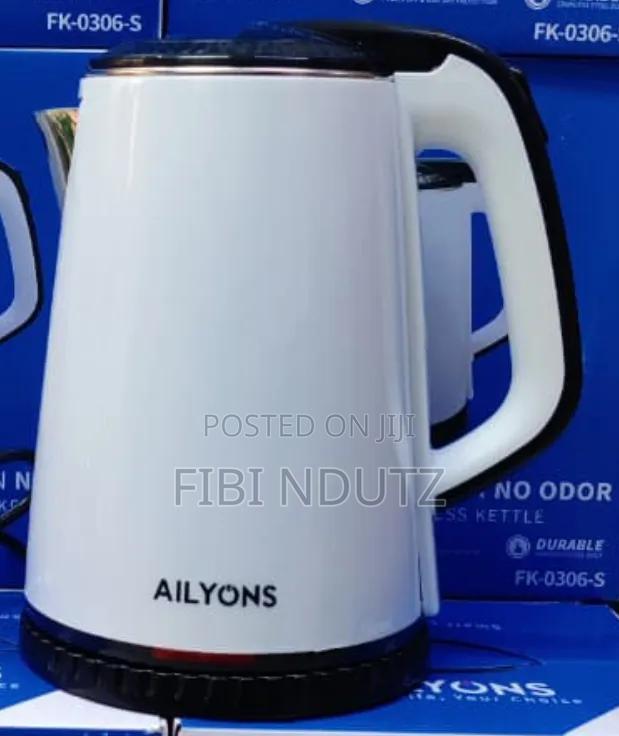 White 1.8l Ailyons Kettle/Ailyons Kettle - thumbnail 2
