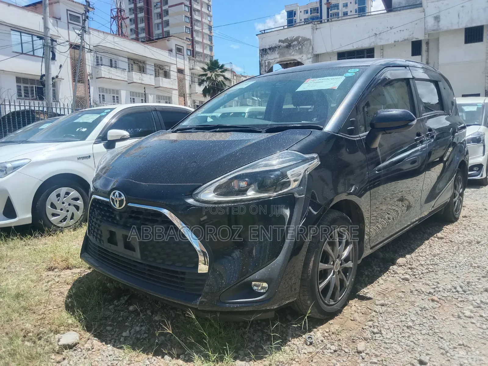 Toyota Sienta 2017 Black
