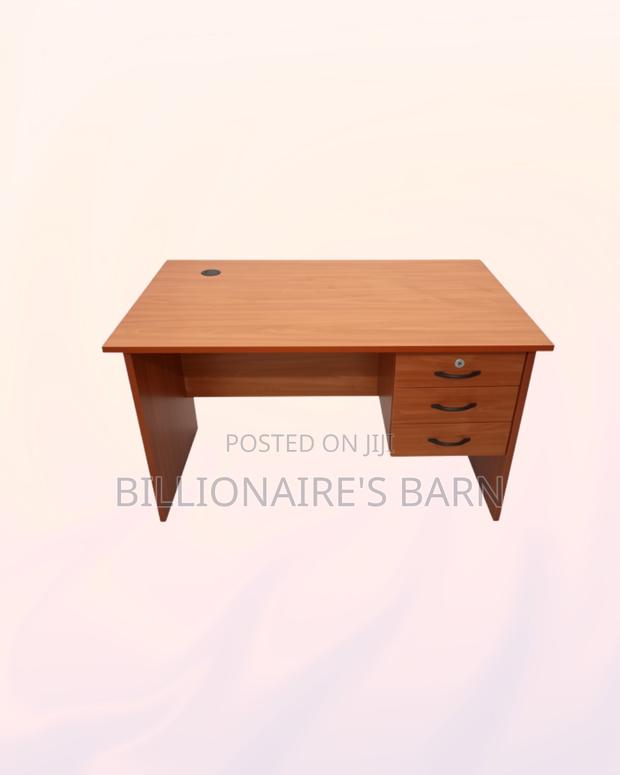 Compact 0.9m Wooden Desk for Simple Home Office Use - thumbnail 4