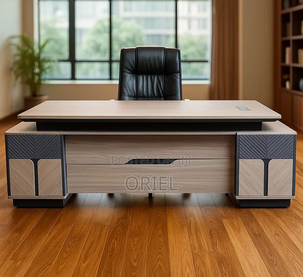 Office Desk : 2.4m L-Shaped Desk