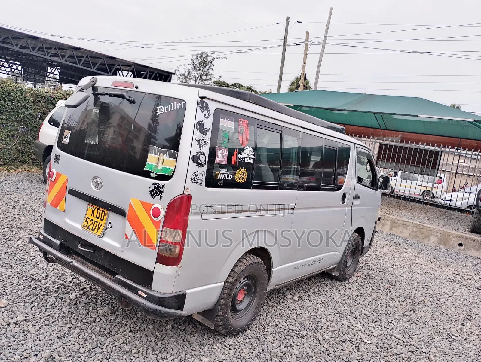 Toyota HiAce 2014 Silver
